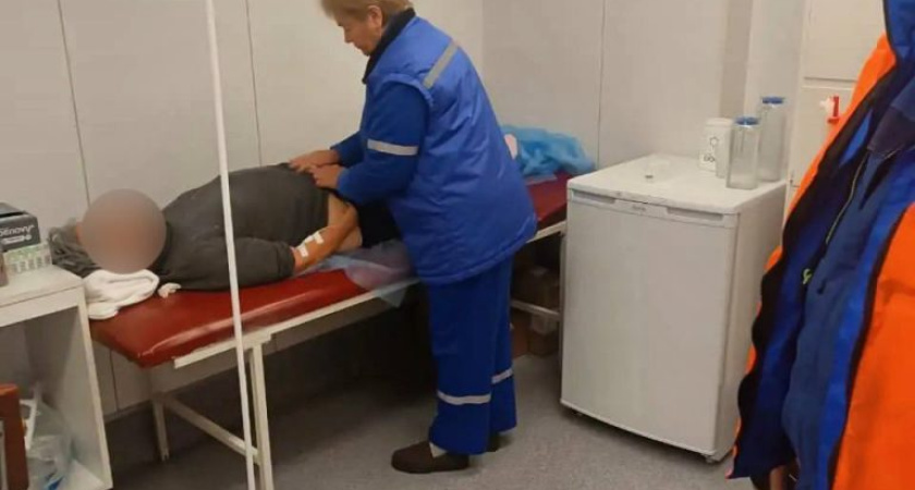 В Удмуртии спасатели и медики оказали экстренную помощь пассажирке туристического теплохода