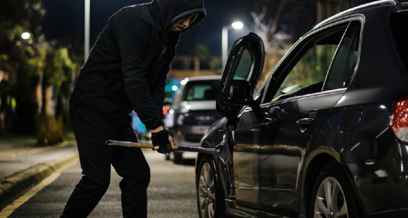 В Глазове задержали подозреваемого в угоне автомобиля