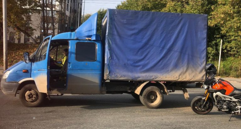 Водитель мотоцикла в Удмуртии попал в ДТП с грузовиком