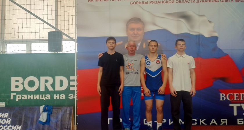Юные борцы из Глазова выступили на Всероссийских соревнованиях