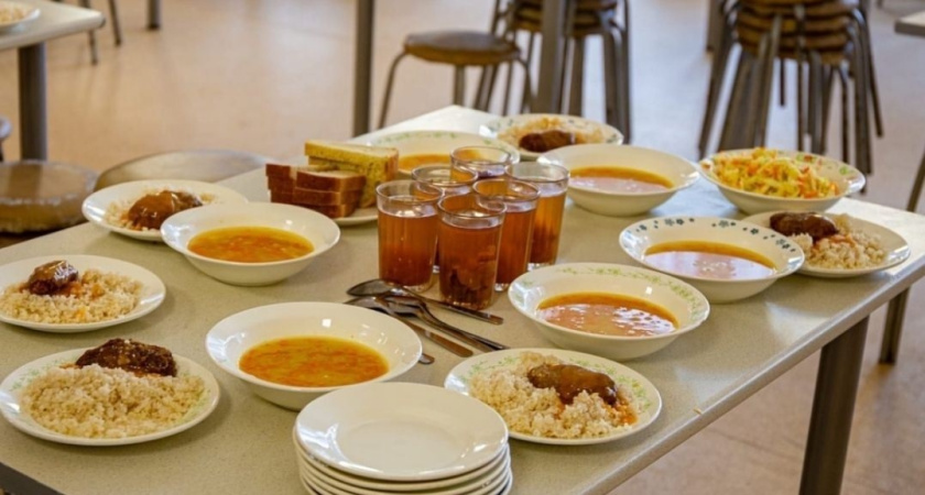 Глазовские педагоги и члены родительских комитетов обсудили школьное питание