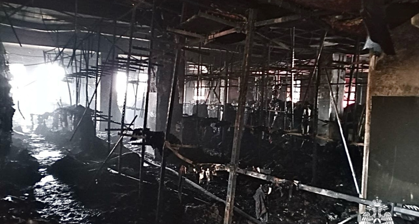 Подробности пожара в Торговом Центре Игринского района