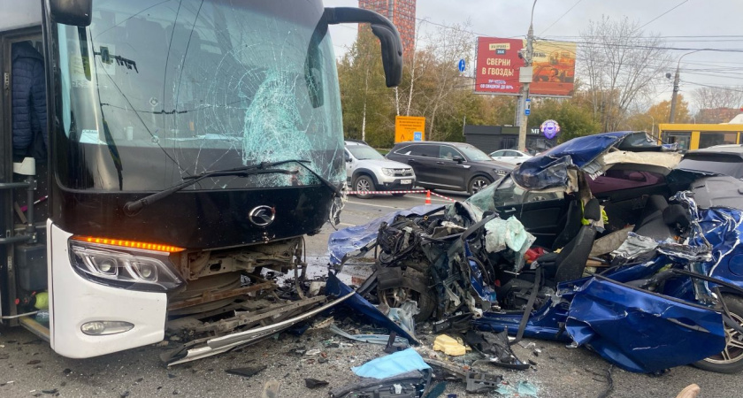 Четыре человека погибли в ДТП в Ижевске