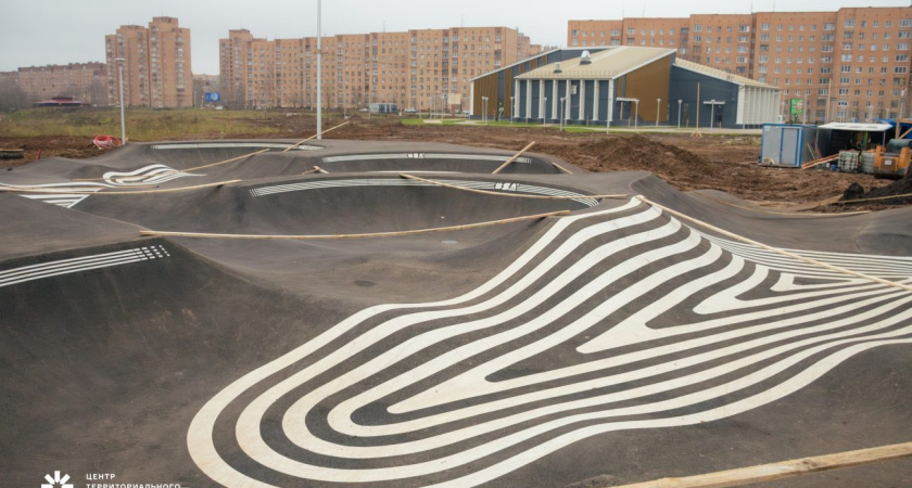 В Глазове продолжается строительство экстрим-парка