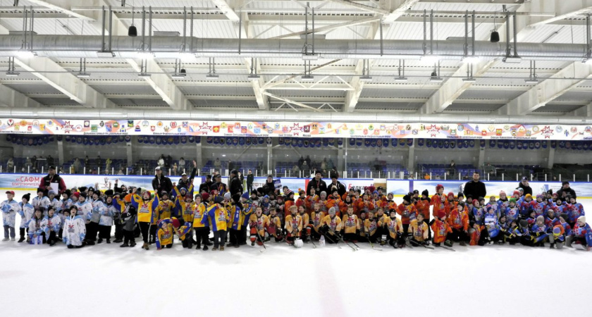 В Удмуртии прошёл первый этап хоккейного турнира на Кубок имени М.Т. Калашникова