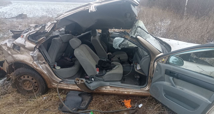 27-летний пассажир погиб в аварии в Удмуртии