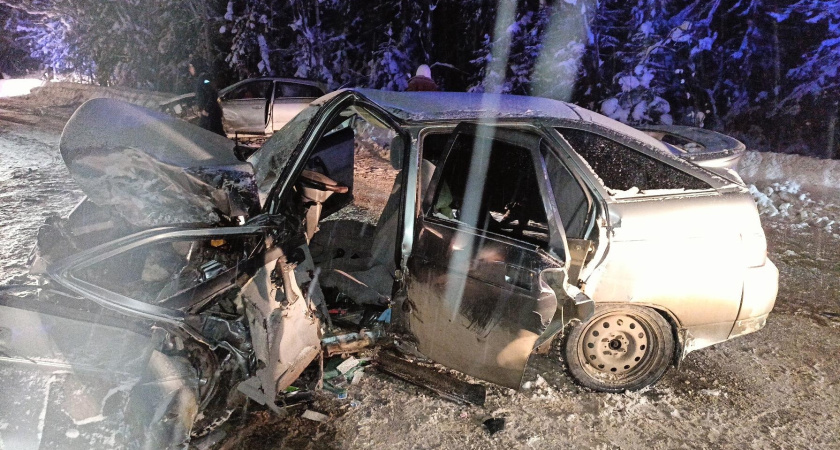 В Удмуртии молодые люди попали в серьезное ДТП
