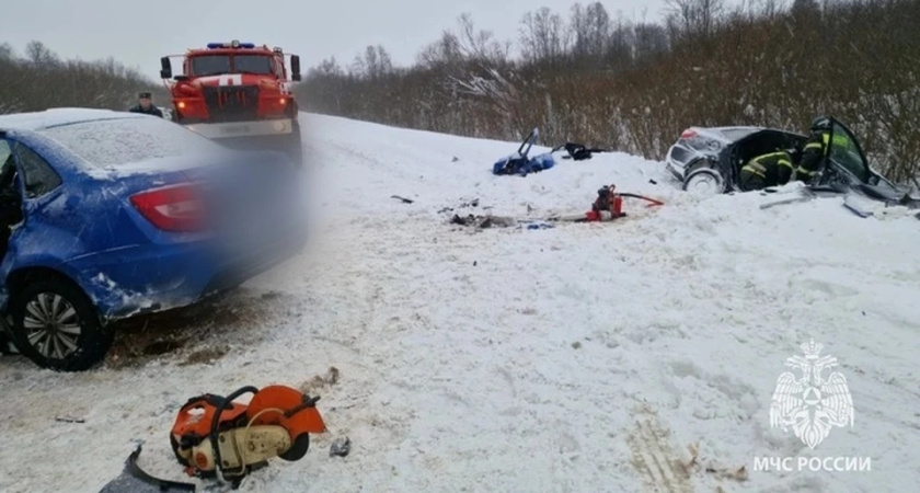 На автодороге Игра–Глазов произошло смертельное ДТП с участием двух автомобилей