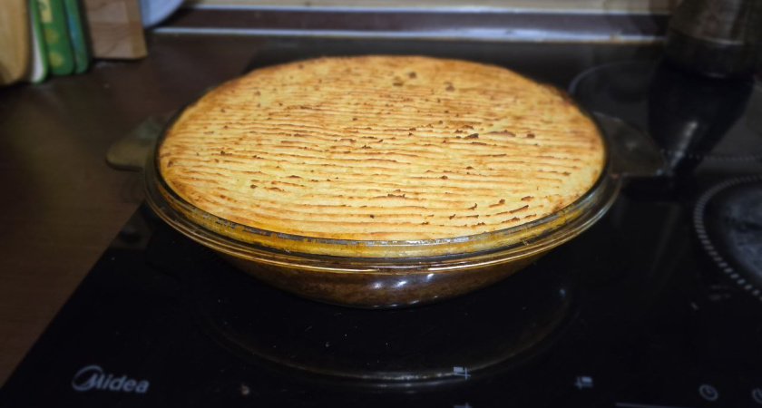 Тертый картофель, сметана и пармезан — все в форму и в духовку — теплый ресторанный ужин за час