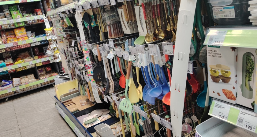 Дешевые находки из "Фикс Прайс", которые каждая хозяйка оценит: простые, но нужные мелочи для быта по цене чашки кофе