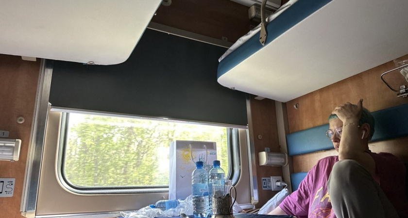 Будете ехать в гордом одиночестве: хитрость опытных пассажиров РЖД - как избавиться от соседа хоть в купе, хоть в плацкарте