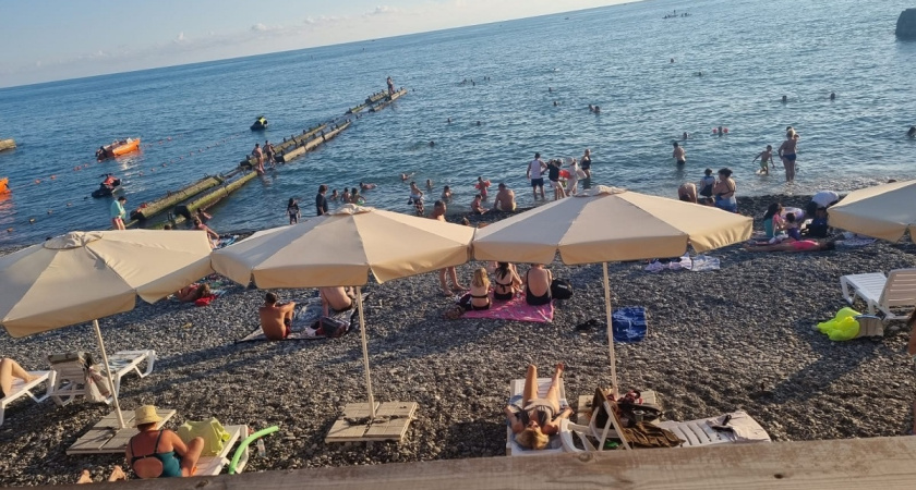 Не Сочи и не Крым: забытый курортный город на Черном море, где отдыхают богачи