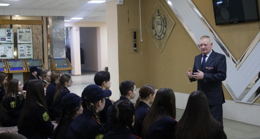 В Удмуртии для учащихся провели урок мужества, посвященный годовщине вывода войск из Афганистана