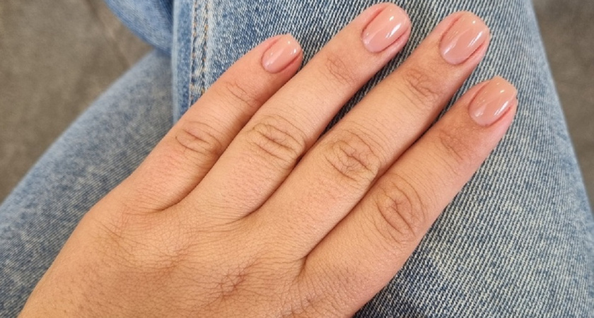 К мастерам больше не шастаю, а ногти тверды как сталь — вот как укрепила пластину после 7 лет гель-лака