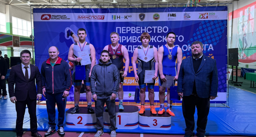 Глазовские борцы завоевали золото и бронзу на первенстве Приволжского федерального округа