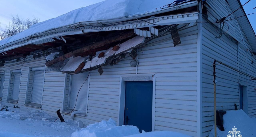 В двух районах Удмуртии осадки проломили кровли