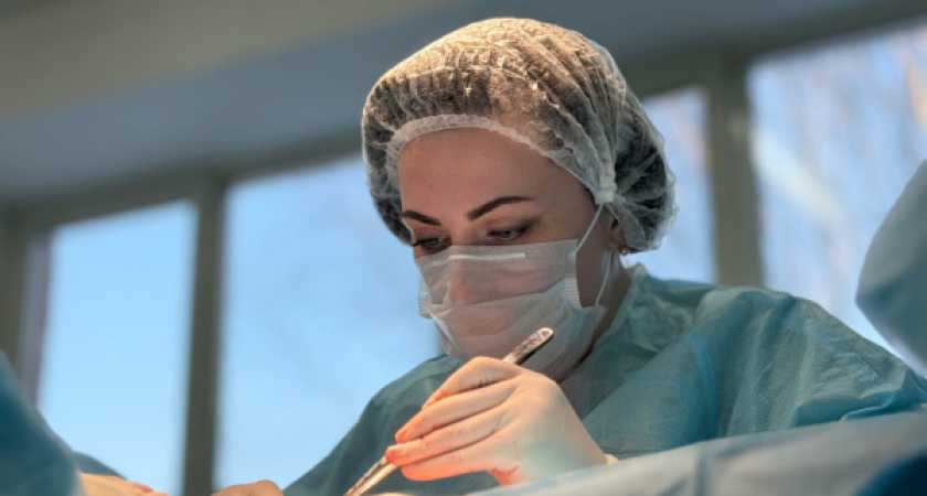 В Удмуртии нейрохирурги удалили 70-летней женщине шванному, выросшую после укуса медузы