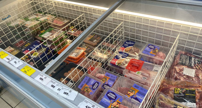 Химик с завода показал, как он убирает из магазинной рыбы и мяса химию - должен знать каждый