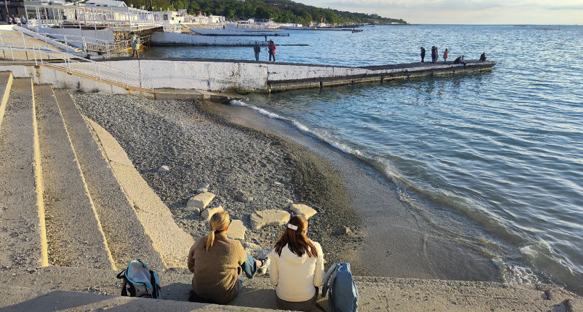 "Климат подошёл, работу нашла быстро, не смогла привыкнуть к главному": почему ехавшие на ПМЖ бегут из Крыма