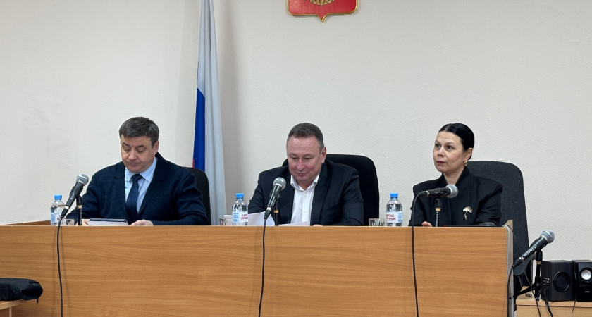 Руководители Верховного суда Удмуртии оценили работу Юкаменского районного суда и вручили награды