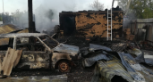 Дом и автомобиль сгорели на пожаре в Сарапульском районе