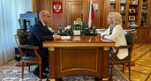 Бречалов рассказал Голиковой о ремонте в Глазовской межрайонной больнице