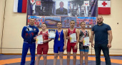 Новые медали завоевали юные борцы Глазова
