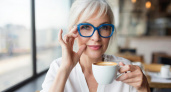 Очки для женщины после 60: какие старят, а какие молодят и освежают
