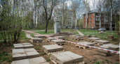 В Глазове началось благоустройство сквера у памятника Короленко