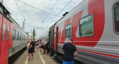 Соседи по плацкарту не пустили меня поесть за столиком. Мой хитроумный план сработал и заставил их передумать