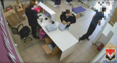 В Удмуртии задержан 20-летний москвич, похитивший одежду из пункта выдачи заказов