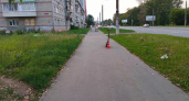 В Удмуртии водитель электросамоката сбил 13-летнюю девочку на тротуаре и скрылся