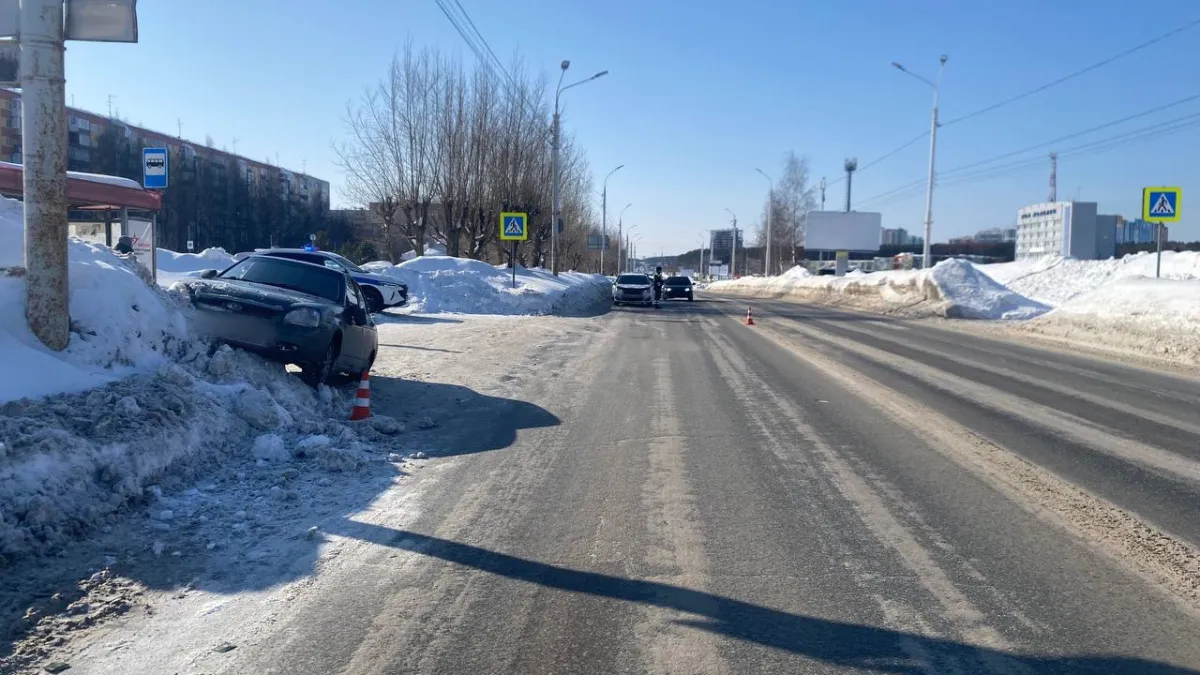 Наезд на 17-летнюю девушку в Удмуртии: водитель «Лады» сбил пешехода на «зебре»