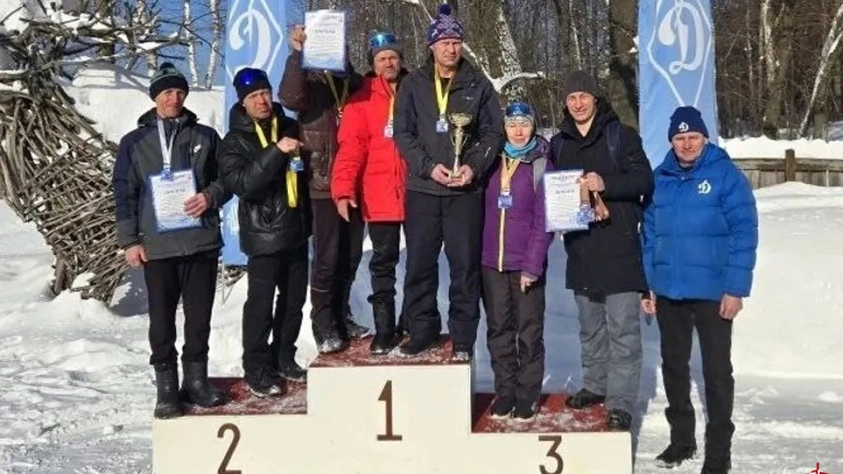 Ветераны Росгвардии взяли серебро на лыжных гонках в Удмуртии
