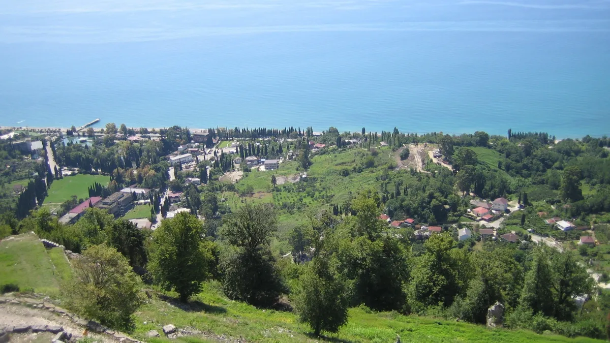 Хватит переплачивать за Сочи: есть направления круче и в 2 раза дешевле — никаких толп туристов