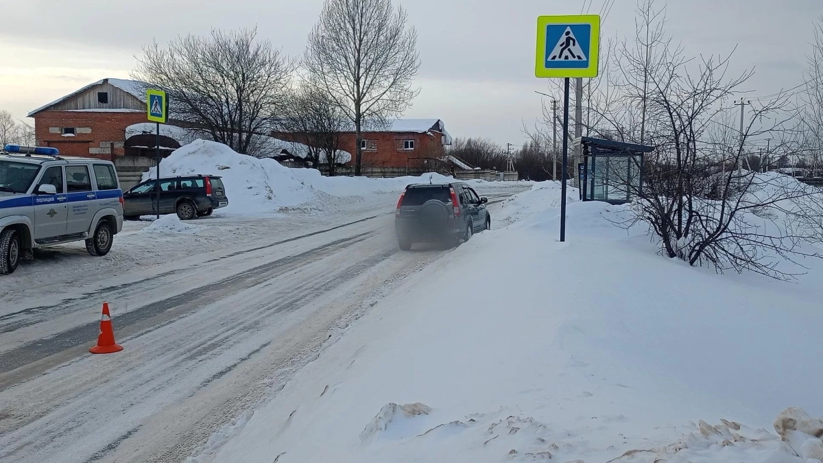 В Глазове автомобиль сбил 8-летнего ребенка на улице Куйбышева