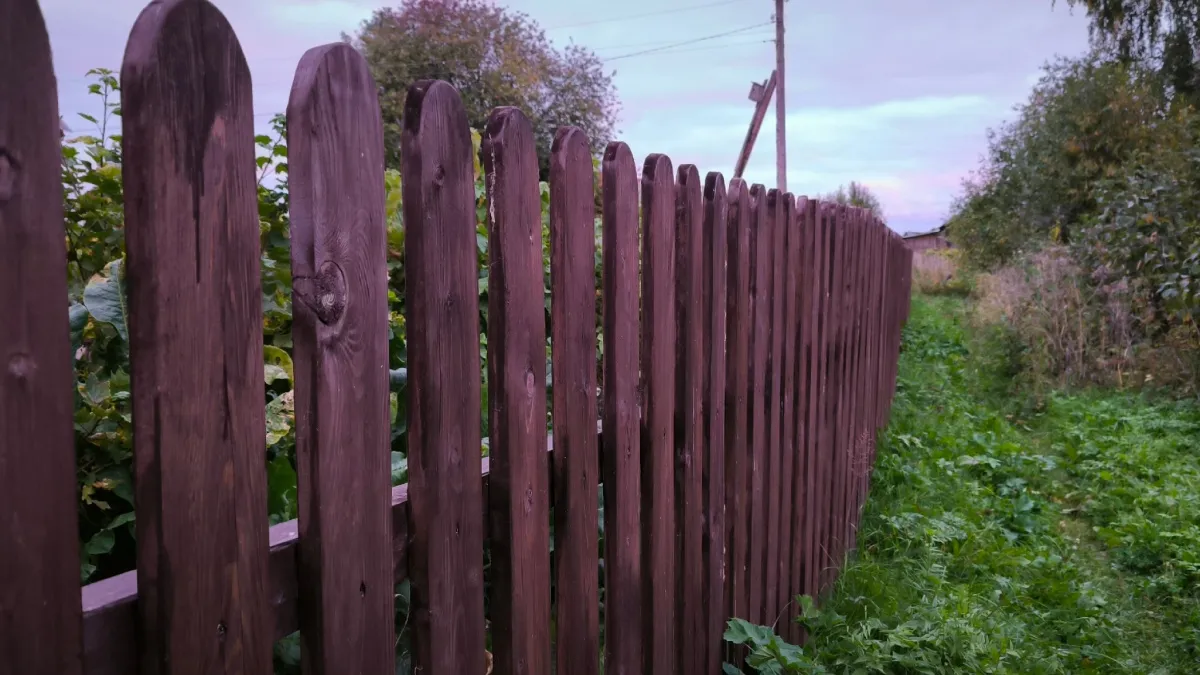 В Удмуртии суд обязал жителя Ижевска освободить самовольно занятый земельный участок