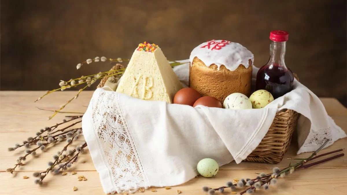 Батюшка назвал даты когда нужно красить яйца и печь куличи перед Пасхой