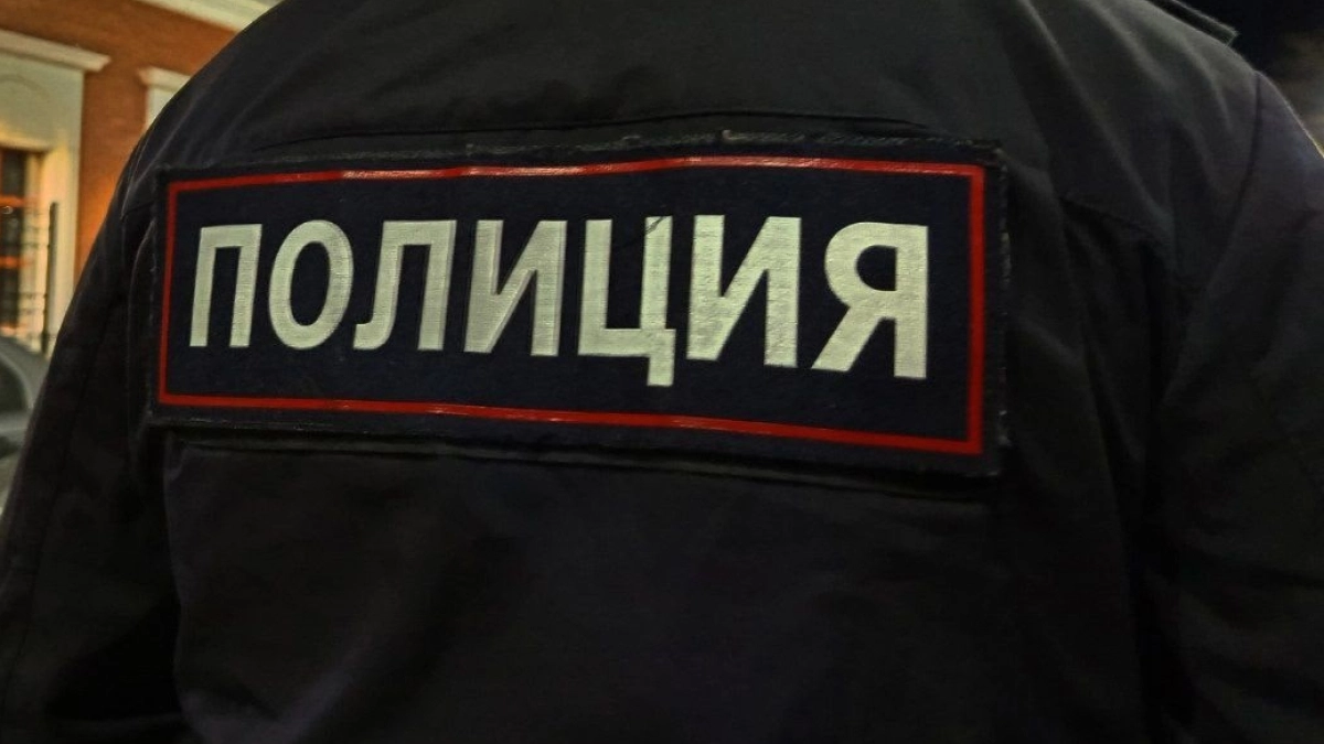 В Удмуртии мужчине вменяется кража 100 тысяч рублей с банковского счета знакомой