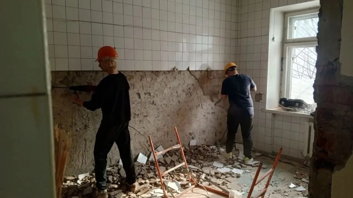 В Глазове и Киясово начался капитальный ремонт молодежных и патриотических центров