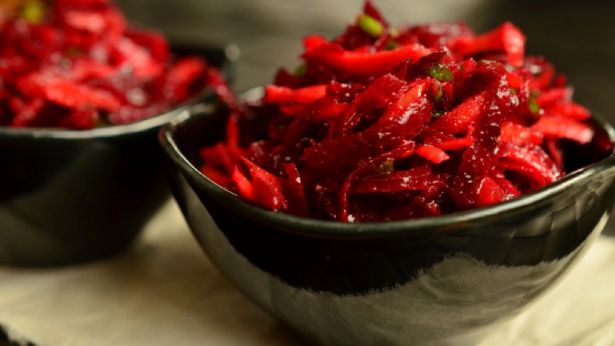 Будете 100 раз готовить, и все мало – свёкла по-осетински исчезает с тарелки за считаные секунды