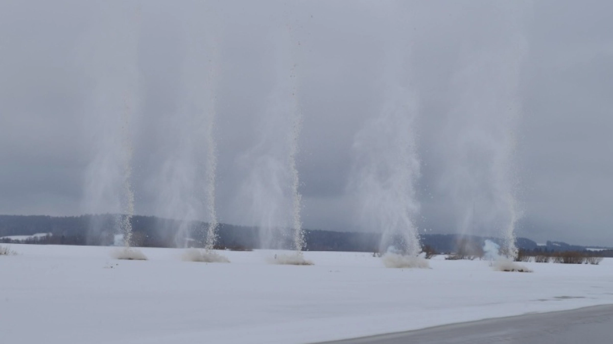 Паводок в Удмуртии: на реке Сива взорвут лед для защиты моста