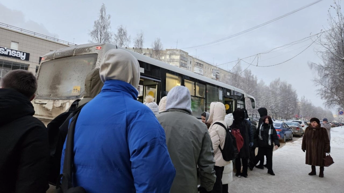 Глава Глазова инициировал пересмотр стоимости проезда из-за транспортного кризиса