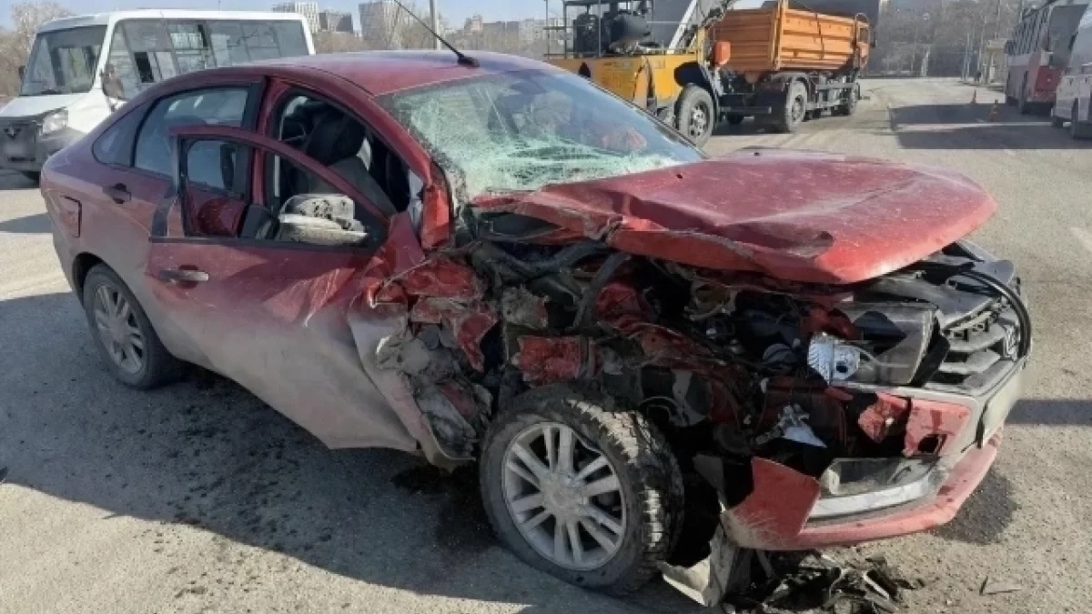 Авария с троллейбусом в Удмуртии привела к госпитализации двух пассажиров