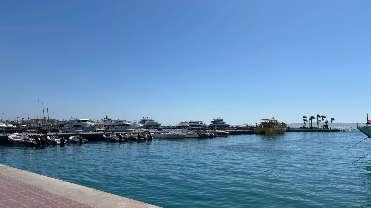 Пока все мечтают о Турции, умные выбрали эти 5 направлений на май — цены адекватные, море тёплое