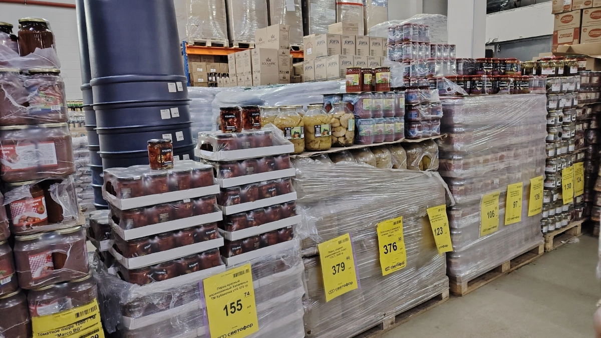 Хожу в "Светофор" через день: вот, что обязательно куплю домой, даже если в кошельке "кукиш"