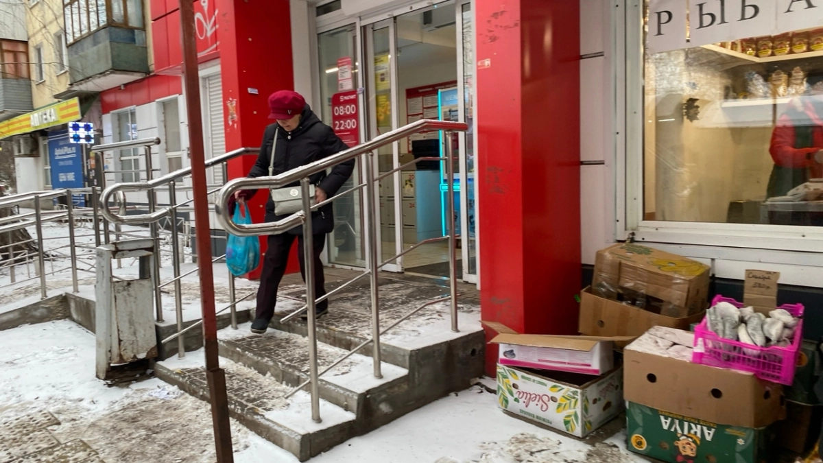 Как поступит на карту в тот же день - обязательно: что нужно сделать с первой пенсией