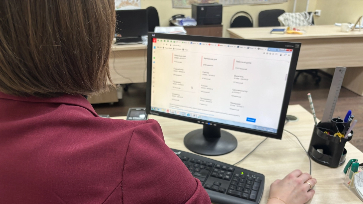 Жителям Удмуртии рассказали, как предотвратить тромбоз при сидячей работе