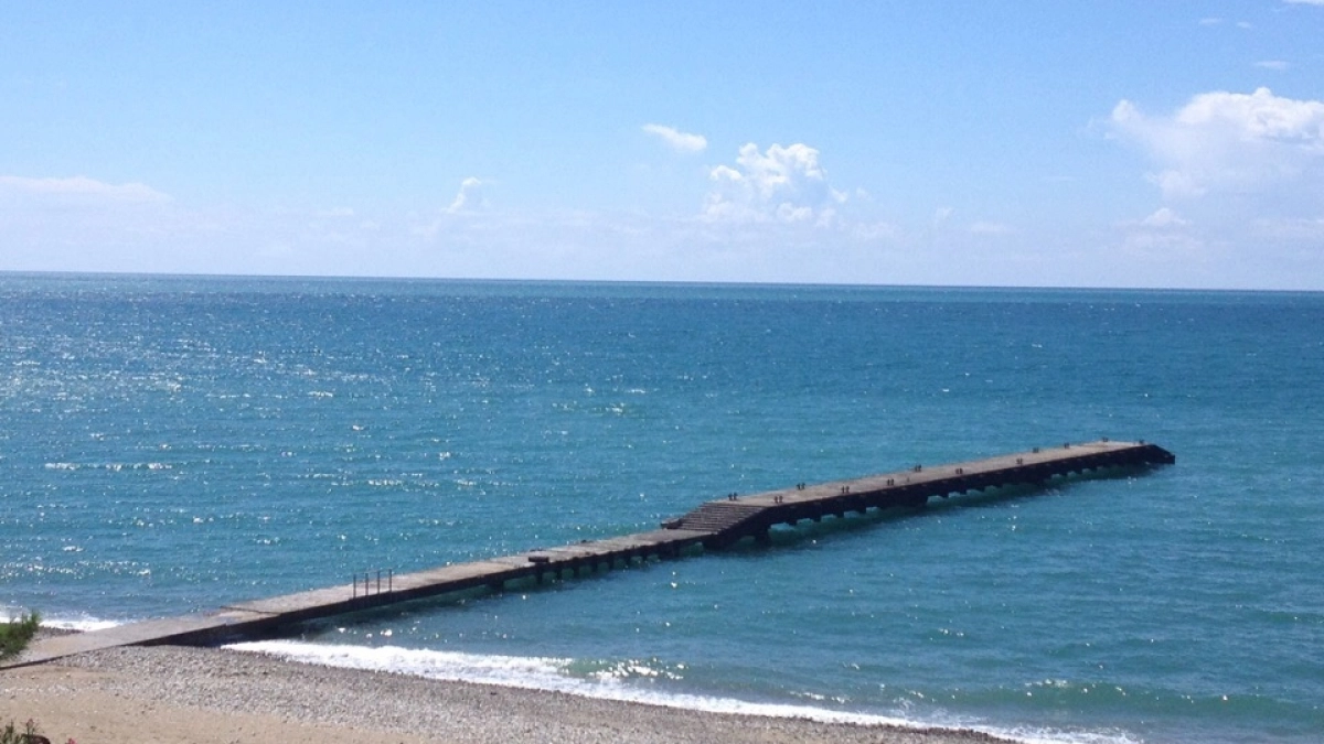 Непопулярный город в Краснодарском крае: море теплое, песок, а ехать сюда никто не хочет – и даже местные бегут