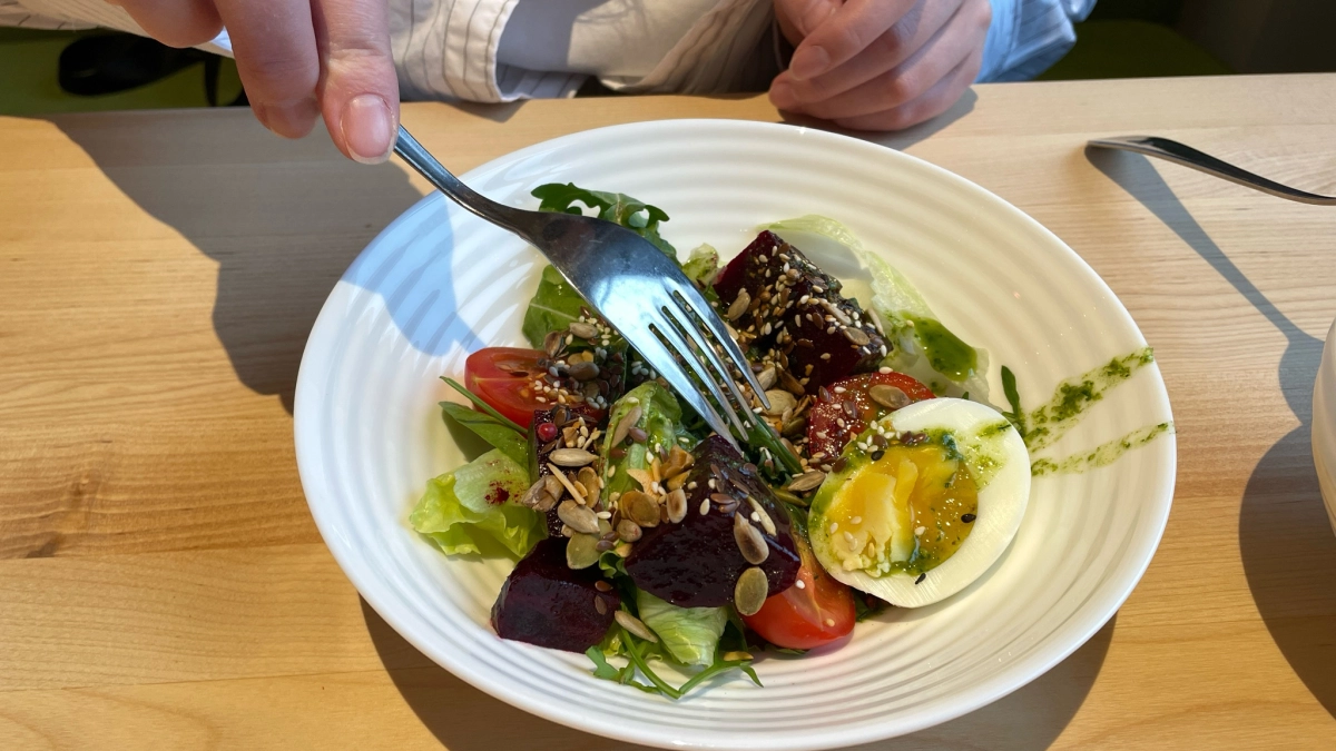 Жителям Удмуртии объяснили причины появления постоянного чувства голода и тяги к сладкому